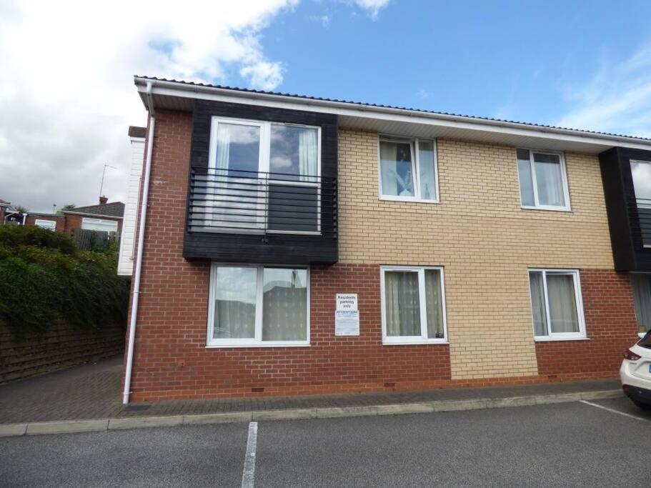 2 Bedroom Luxury City Centre Apt Lincoln Exterior foto